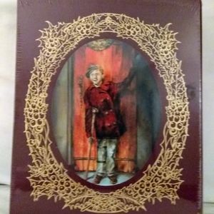 A Christmas Carol by Charles Dickens Deluxe